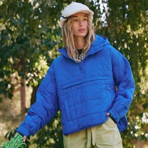 Pippa packable pullover puffer in arctic swim